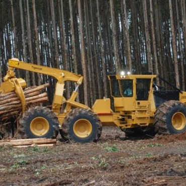 Manutenção Transmissão de Skidder em Fraiburgo